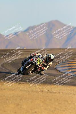 media/Dec-16-2023-CVMA (Sat) [[bb38a358a2]]/Race 13 Amateur Supersport Middleweight/